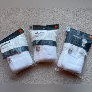 3 Gildan Mens Crew Neck T-Shirts White Tees 3 Pack T Shirt Short Sleeve Cotton M